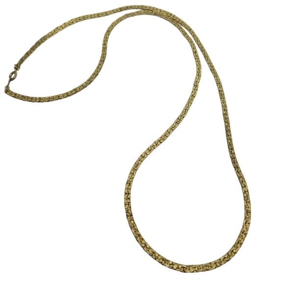 NAKAGAWA CORP. VINTAGE MATTE GOLDTONE NUGGET TEXTURE C-LINK CHAIN NECKLACE - Picture 3 of 5